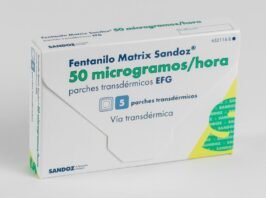 Original box of Fentanyl Sandoz 100mcg/hr Transdermal System patches for severe pain management